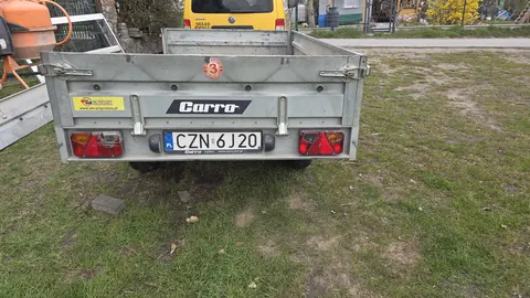 Syndyk sprzeda przyczepę lekką Carro, rok prod. 2022, dwuosiowa, 458kg