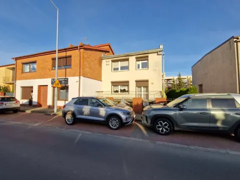 Syndyk sprzeda udział 1/4 w nieruchomości zabudowanej - Turek, ul. 3Maja