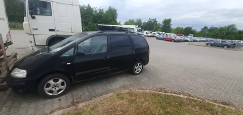 Syndyk sprzeda samochód osobowy VOLKSWAGEN SHARAN