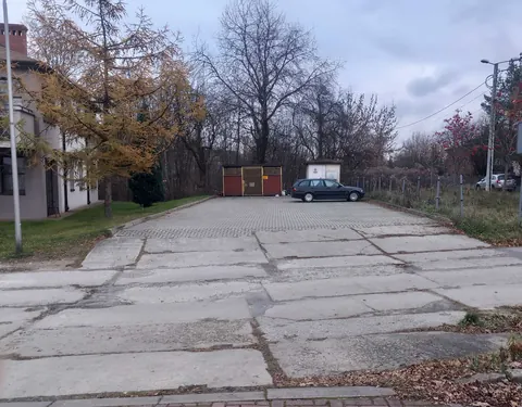 Syndyk sprzeda udziały w działkach